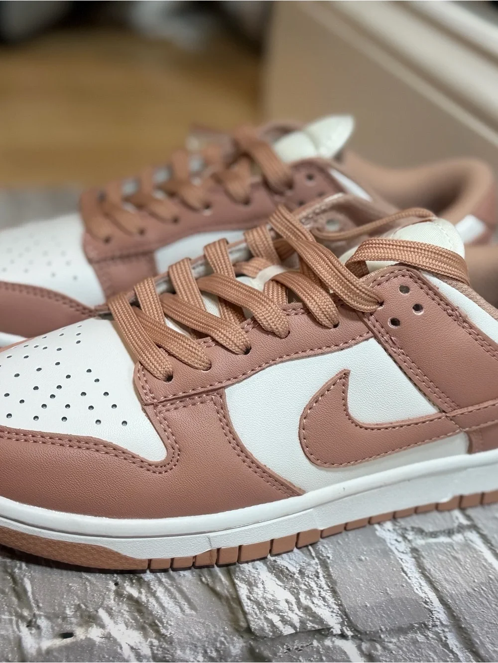 Nike stylish low